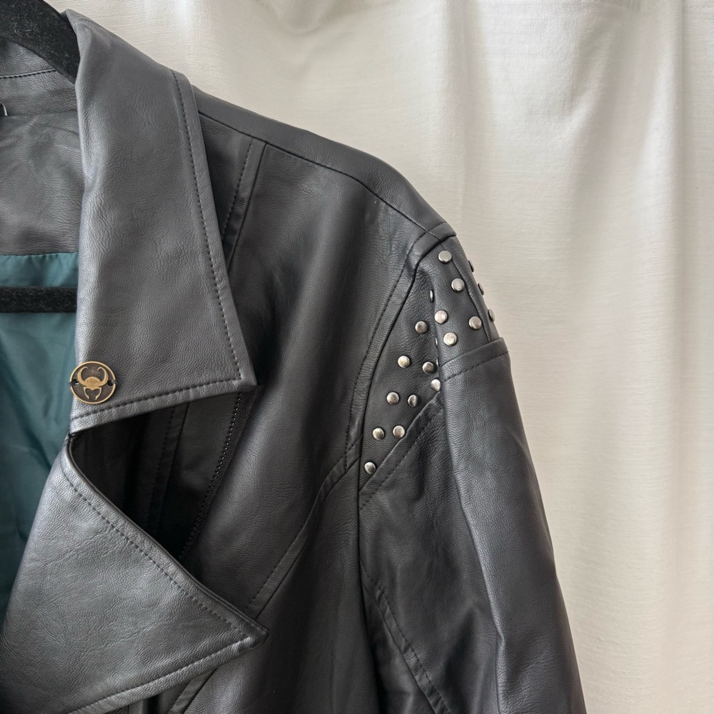 Marvel Her Universe Hot Topic Black Studded Leather Jacket